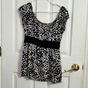 Siren Lily Boho Black & White Ditsy Floral Fit & Flare Jersey Top